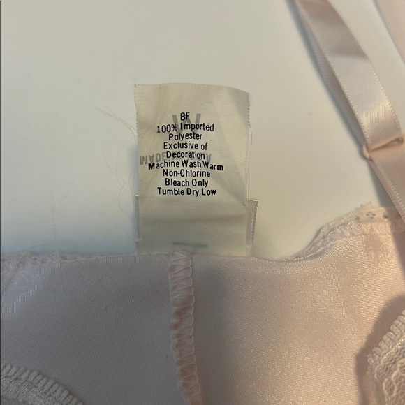 Vintage Delicates light pink polyester satin lace chemise size M - Picture 14 of 16